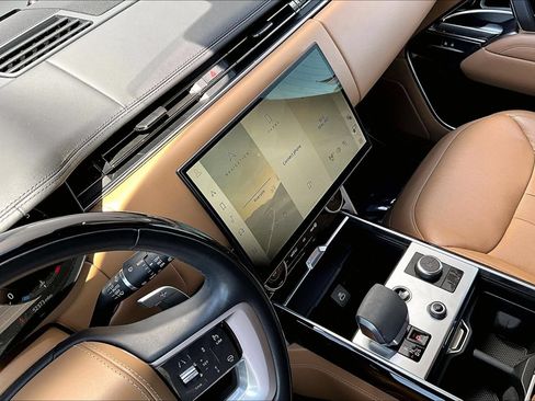 Certified 2023 Land Rover Range Rover Long Wheelbase Autobiography AWD/4WD image 31