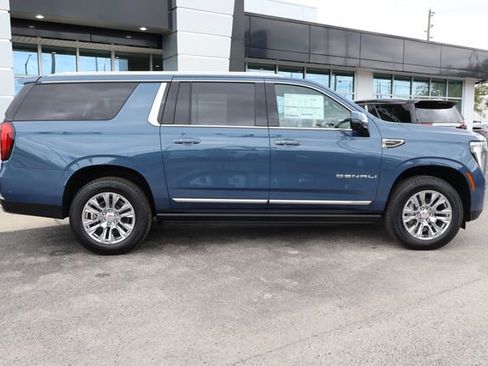 New 2026 GMC Yukon XL Denali w/ Sun & Power Step Package image 10