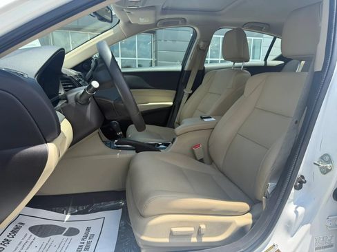 Used 2016 Acura ILX FWD image 43