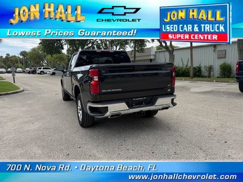 Used 2024 Chevrolet Silverado 1500 LT AWD/4WD image 10