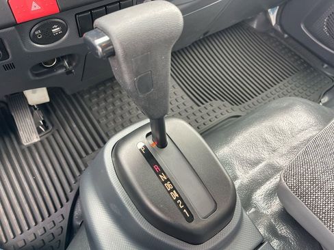 Used 2024 Chevrolet Low Cab Forward image 12