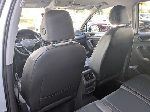 Used 2024 Volkswagen Tiguan Wolfsburg Edition image 22