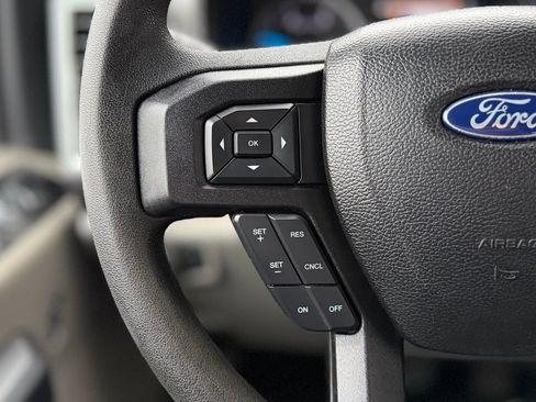 Used 2017 Ford F250 XLT w/ XLT Value Package image 8