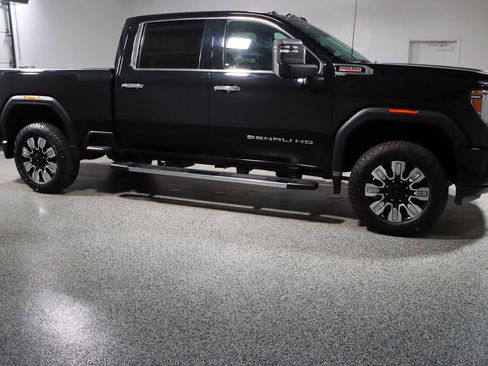 Used 2020 GMC Sierra 2500 Denali image 6