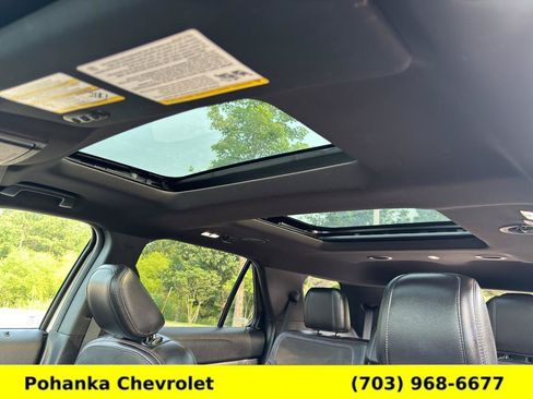 Used 2018 Ford Explorer XLT w/ Equipment Group 202A AWD/4WD image 18