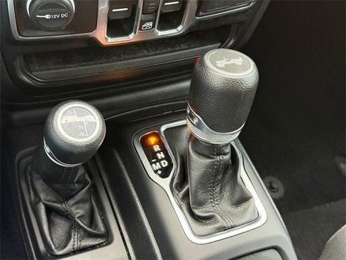Used 2021 Jeep Wrangler Unlimited Sport image 21