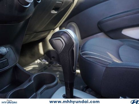 Used 2014 Chevrolet Spark LS FWD image 22