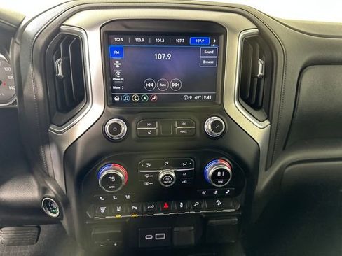 Used 2022 GMC Sierra 2500 SLT w/ SLT Premium Package image 21