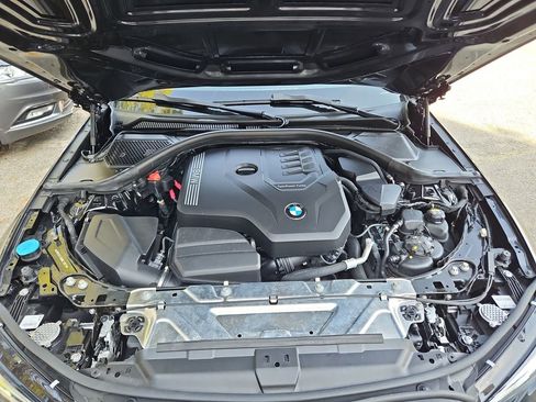 Used 2022 BMW 330i xDrive Sedan w/ Premium Package 2 AWD/4WD image 39