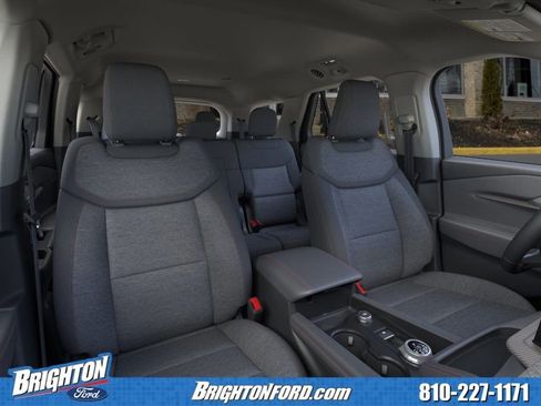 Used 2026 Ford Explorer Active AWD/4WD image 10