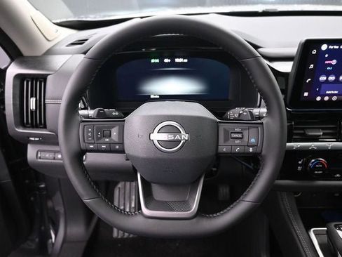 New 2026 Nissan Pathfinder Platinum image 24