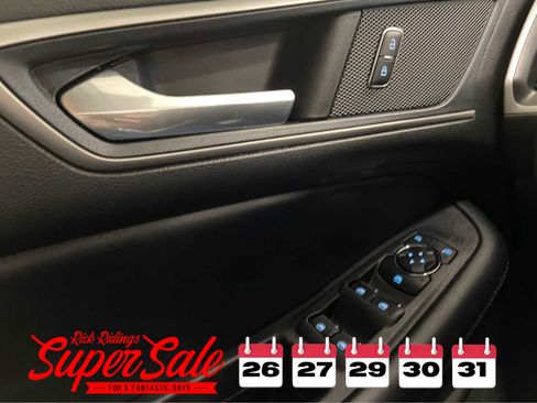 Used 2024 Ford Edge SEL w/ Convenience Package image 27