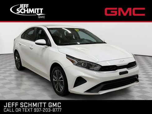 Used 2024 Kia Forte LXS FWD image 1