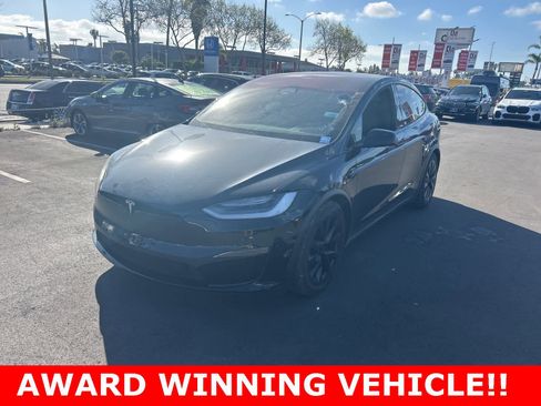 Used 2022 Tesla Model X image 1