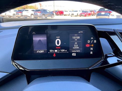 Used 2021 Volkswagen ID.4 Pro image 25