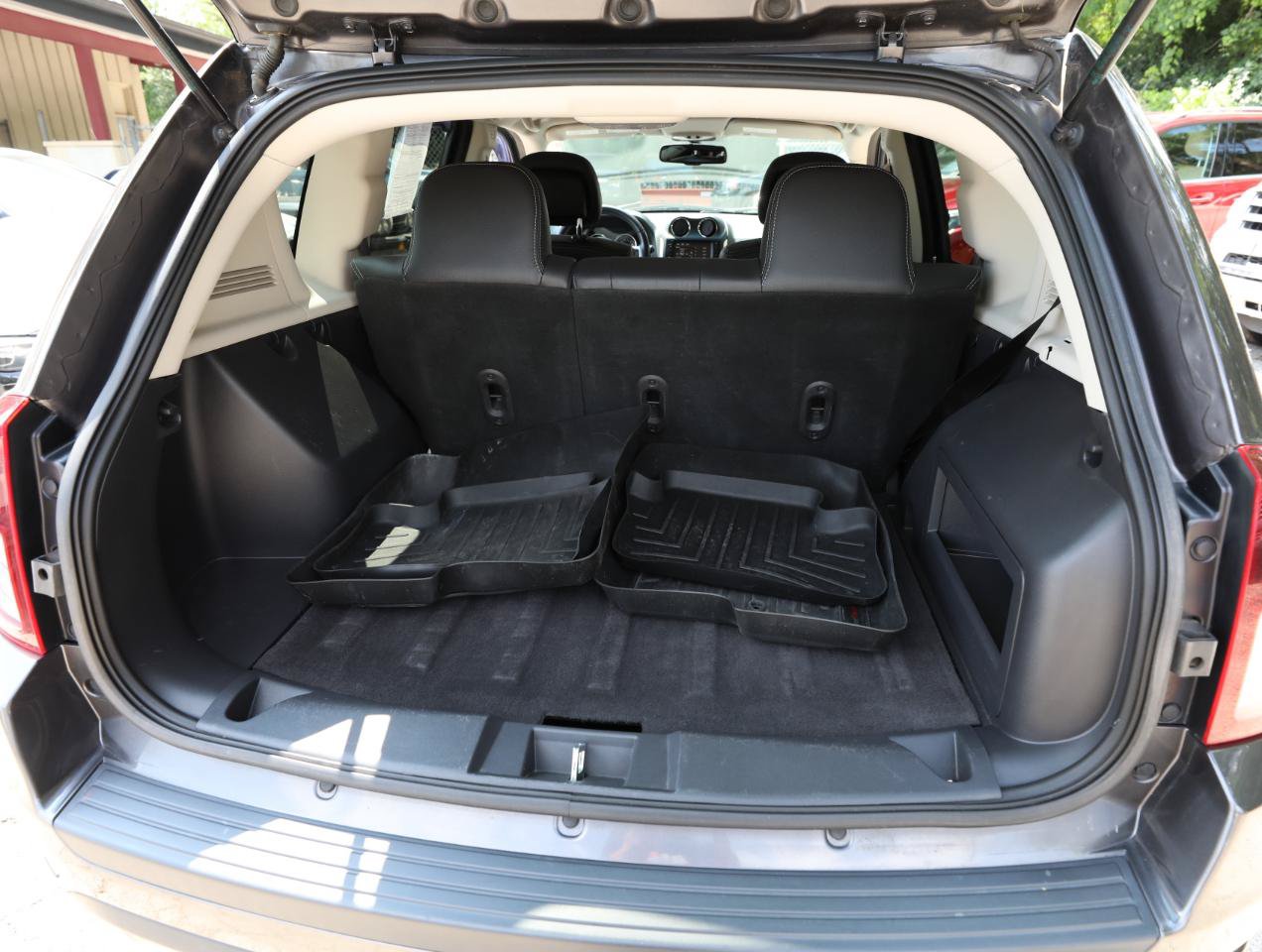 Used 2017 Jeep Compass Latitude AWD/4WD image 13