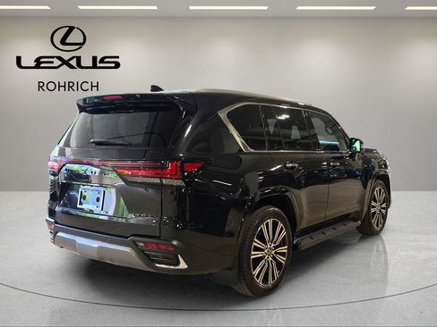 New 2026 Lexus LX 600 4WD w/ Luxury Package image 6