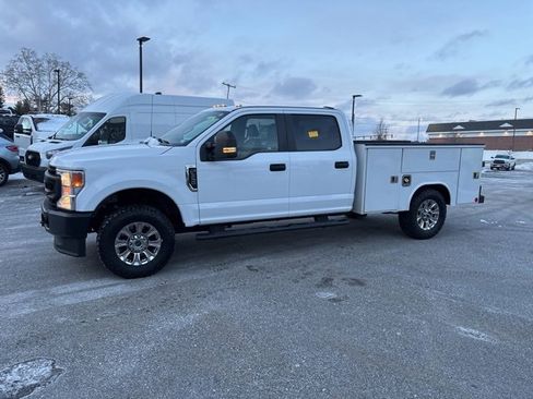 Used 2022 Ford F350 XL w/ Power Equipment Group image 6