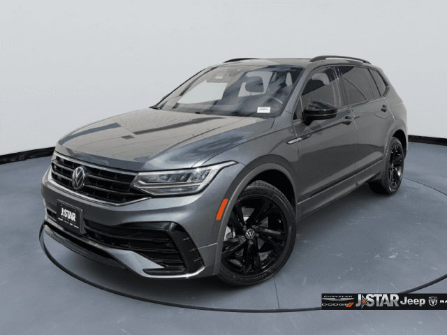 Used 2023 Volkswagen Tiguan SE R-Line FWD image 1
