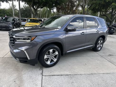 Used 2025 Honda Pilot EX-L image 21