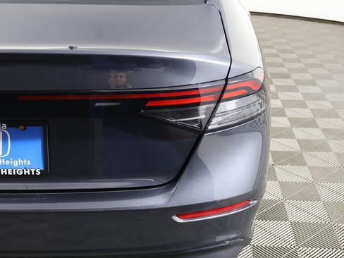 Used 2025 Honda Accord LX image 11