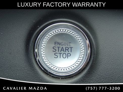 Used 2025 Genesis GV70 2.5T AWD/4WD image 30