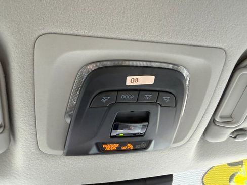 Certified 2025 Toyota Corolla Cross LE image 30