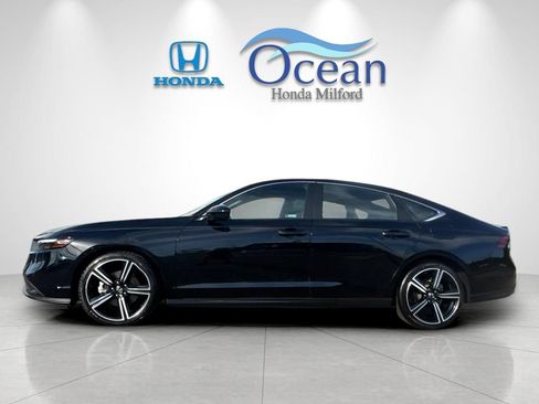 Used 2023 Honda Accord Sport image 6