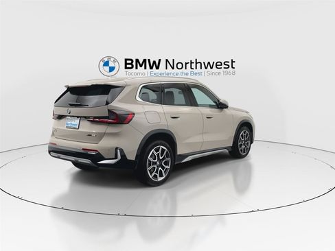 New 2026 BMW X1 xDrive28i w/ Technology Package AWD/4WD image 3