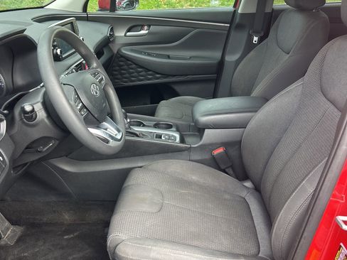 Used 2020 Hyundai Santa Fe SE image 11