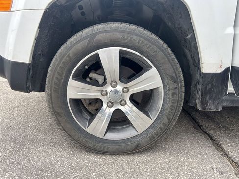 Used 2016 Jeep Patriot High Altitude image 11