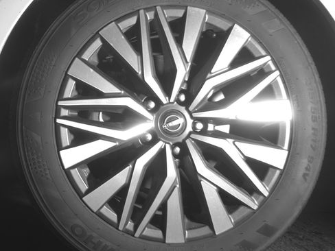 Used 2025 Nissan Altima 2.5 SV image 12