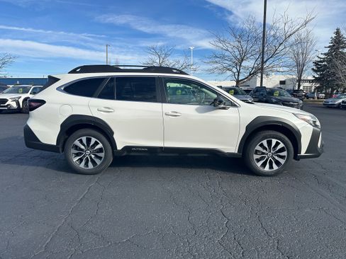 Certified 2023 Subaru Outback Limited image 2