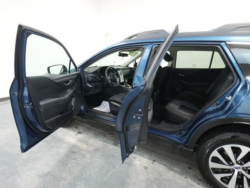 Used 2022 Subaru Outback Premium image 20