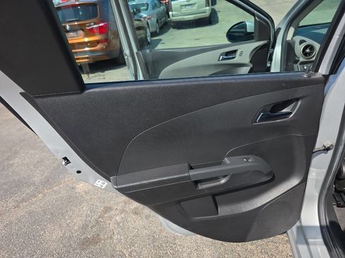 Used 2015 Chevrolet Sonic LT image 13