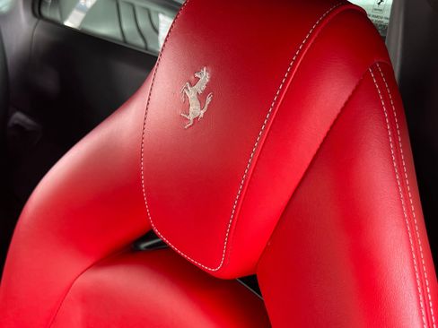 Used 2017 Ferrari 488 GTB image 32