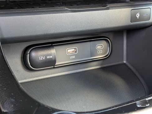 New 2026 Kia Seltos EX FWD image 32