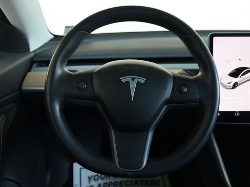 Used 2018 Tesla Model 3 Mid Range RWD image 33