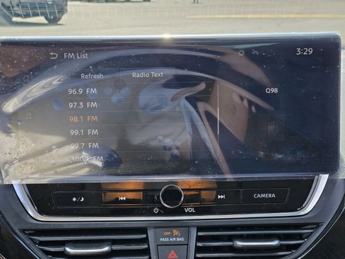 Used 2023 Nissan Altima 2.5 SR w/ SR Premium Package FWD image 22
