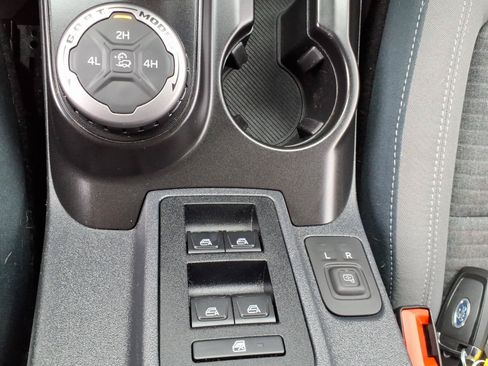 Used 2022 Ford Bronco Outer Banks AWD/4WD image 18