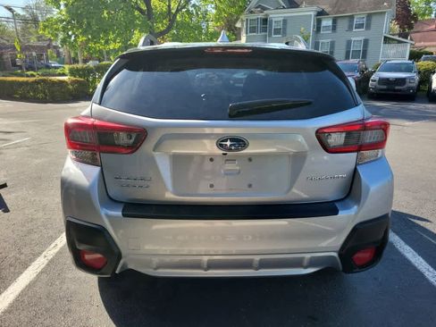 Used 2021 Subaru Crosstrek 2.0i Premium AWD/4WD image 4