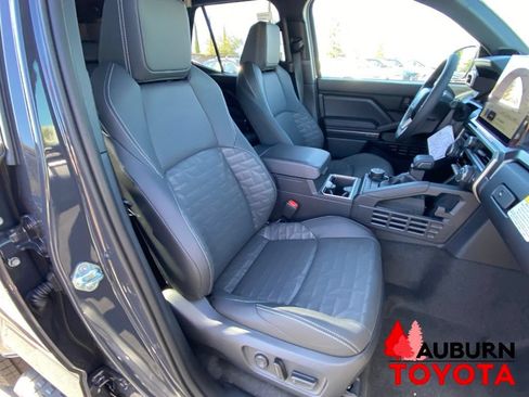 New 2026 Toyota 4Runner TRD Off-Road Premium AWD/4WD image 15