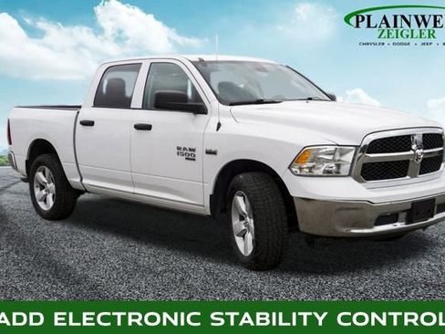 Used 2022 RAM 1500 Classic SLT image 4