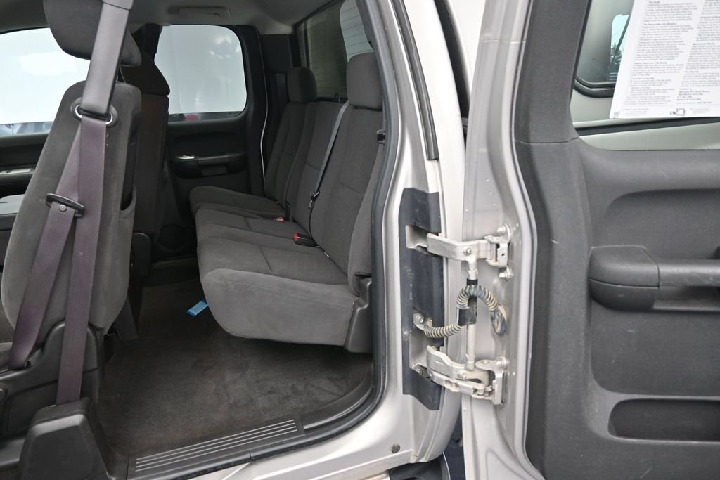 Used 2008 Chevrolet Silverado 1500 LT w/ All Star Edition AWD/4WD image 14