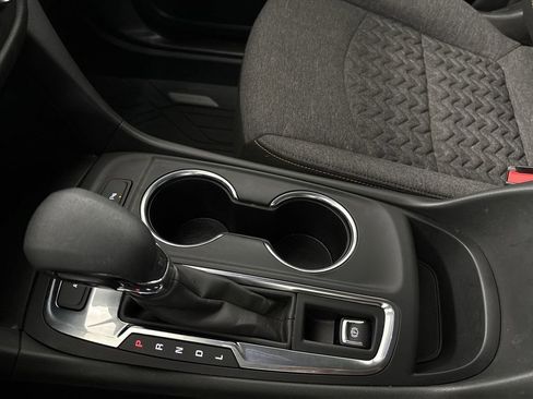 Used 2023 Chevrolet Equinox LT image 57