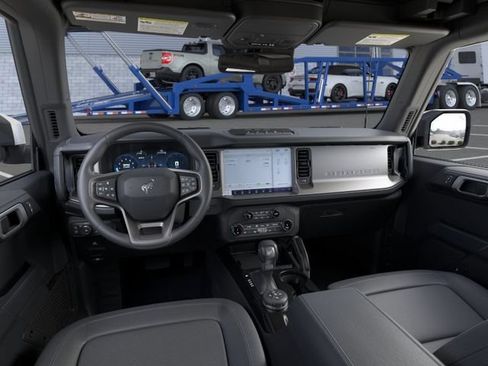 New 2026 Ford Bronco Outer Banks w/ Sasquatch Package AWD/4WD image 9