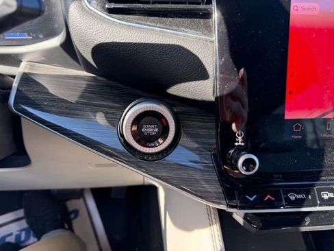 Used 2022 Jeep Wagoneer Series II w/ Rear Seat Video Group 1 image 25