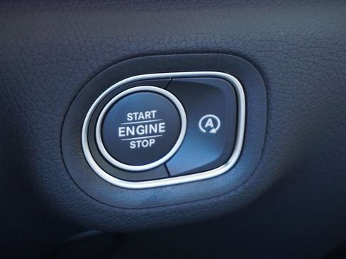 Certified 2026 Mercedes-Benz GLE 350 4MATIC image 32