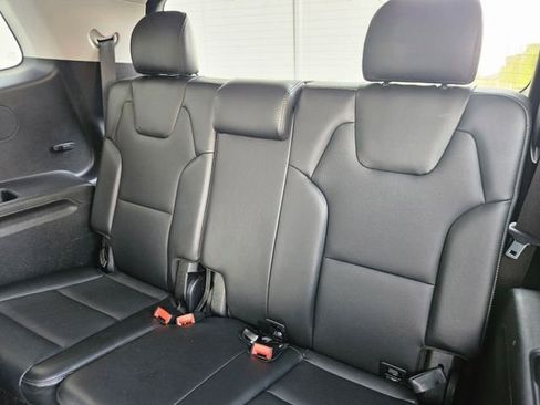 Used 2025 Kia Telluride S FWD image 30
