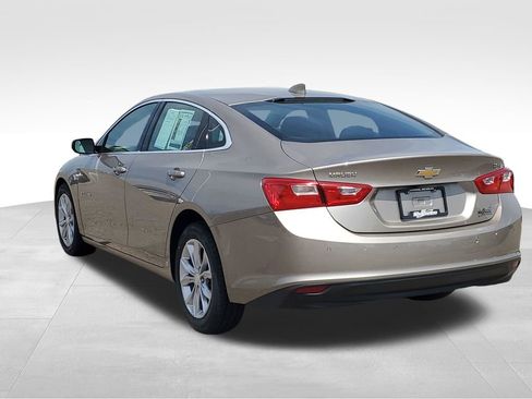 Used 2025 Chevrolet Malibu LT FWD image 4